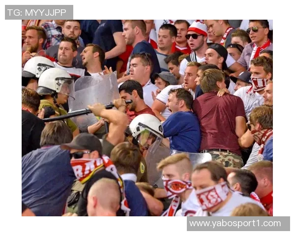 科隆球迷称入场遭裸体检查警方坚决否认这一指控