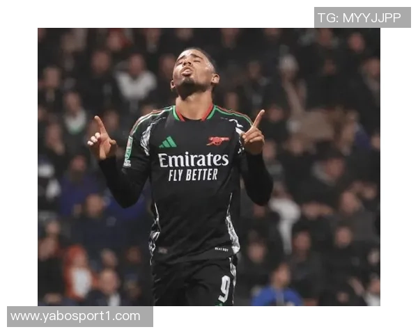 阿方索戴维斯重返赛场期待替补出战葡体教练决定上场机会 阿方索戴维斯重返赛场期待替补出战葡体教练决定上场机会