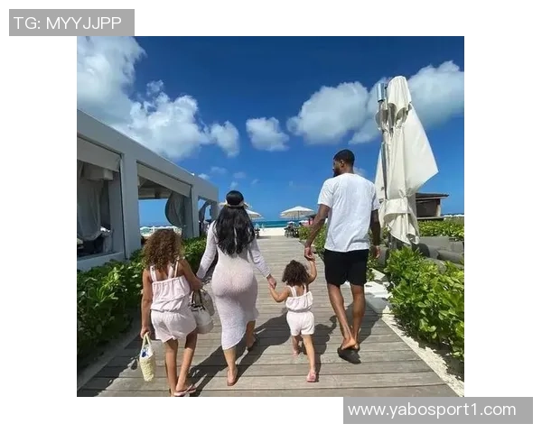 保罗乔治为妻子庆生晒美照35岁依然魅力四射令人羡慕 保罗乔治为妻子庆生晒美照35岁依然魅力四射令人羡慕