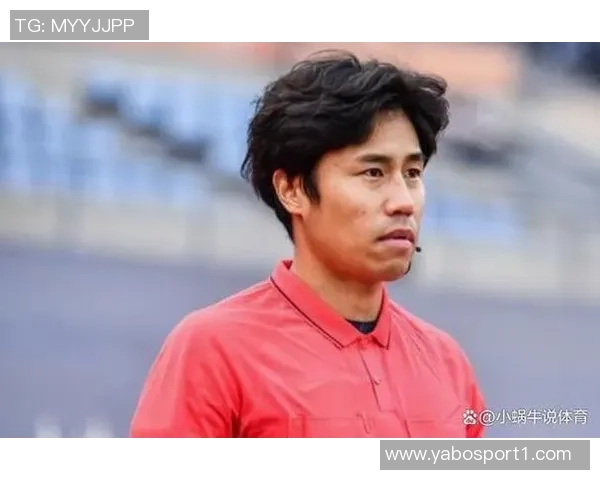 韩国裁判金希坤执法英博对海港日本裁判高崎航地主哨申花比赛